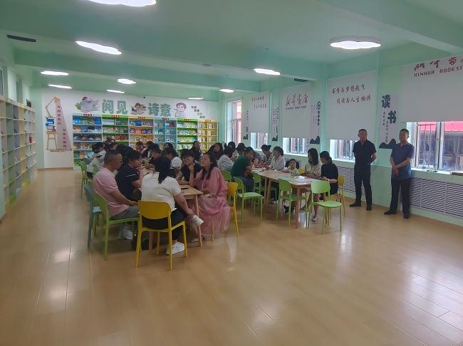 沽源县新华书店 | 新华·智享书屋暑期开放，点燃学生阅读热情